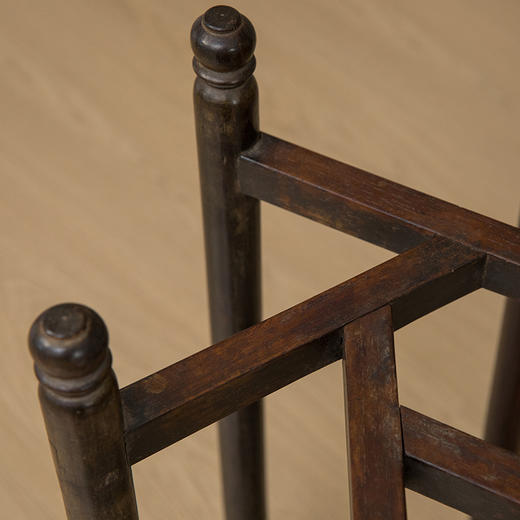 清 红木六足高面盆架 商品图1