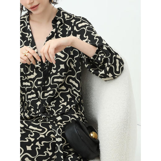 【秒杀】COCOBELLA优雅几何图案通勤衬衫裙秋流苏腰带缎面连衣裙FR189 商品图2