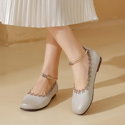 西村名物2023春季新款舒适休闲平底低跟搭扣女单鞋T23AE12541 商品图0