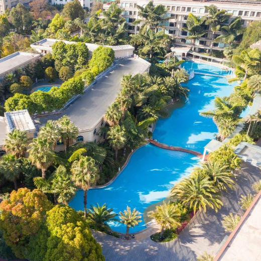 【年终囤货】云南 | 昆明云安会都酒店(融创滇池后海店)旅居次卡，￥1099起/双人5晚，全年有效期，不记名、可拆分使用，滇池畔的宝藏度假酒店，快速直达昆明各大景点商圈 商品图2