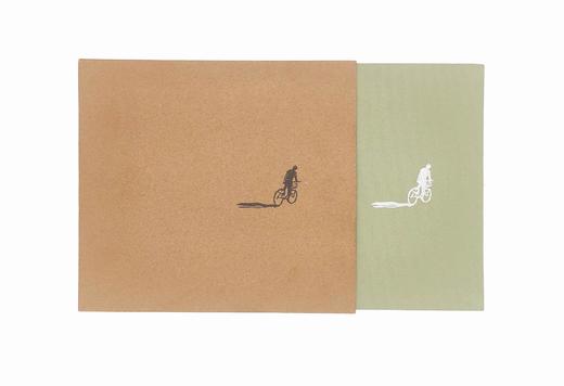 《漫游》李伟黑白摄影集 商品图3