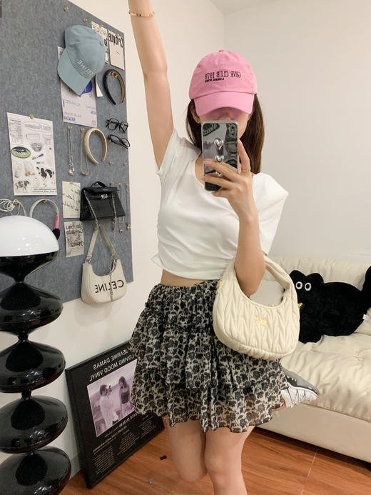 <曾小咸推荐>巨折清仓秒杀，稀有现货24小时发【仅限今日】 带垫肩短袖/ 花朵半身短裙 商品图6