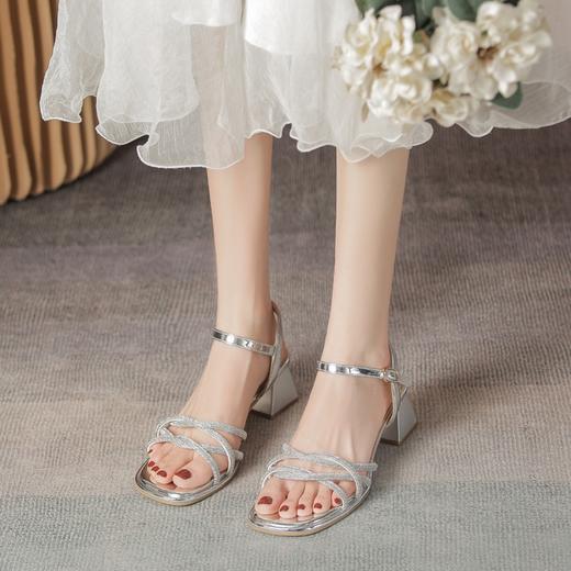 ZHR水钻凉鞋女2023新款夏季粗跟凉鞋女外穿仙女风配裙子中高跟鞋 商品图3