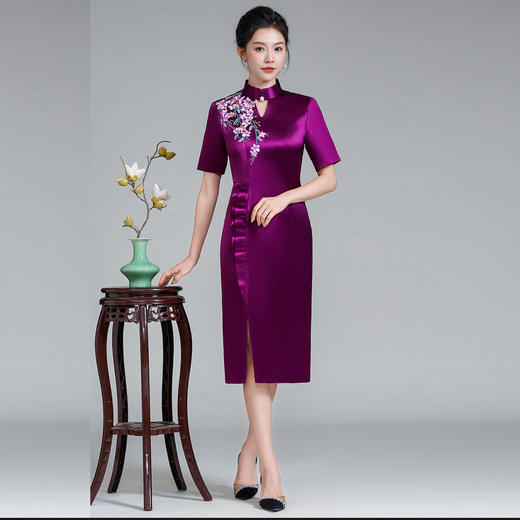 LHS-A263新款喜婆婆参加婚礼服夏季婚宴装旗袍年轻款新娘结婚母礼服 商品图4