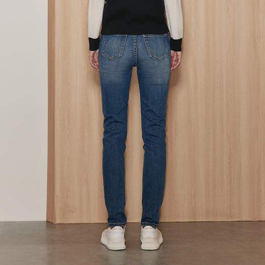 EITIE爱特爱时尚高腰经典蓝色通勤显瘦修身小脚牛仔裤秋季新款C2305202 商品图3