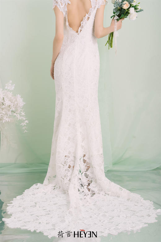 荷言HEYEN 美人如玉 白色蕾丝手工长拖尾新娘旗袍高级定制 商品图3