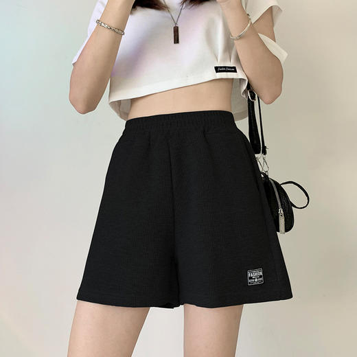 【穿上就是“小妖精”❗️华夫格休闲运动短裤】弹力松紧腰宽松显瘦，时尚感百搭好看，显瘦显高恰当裤长，穿出纤细大长腿，新款夏季女潮显瘦直筒宽松阔腿短裤女粉丝专属 商品图1