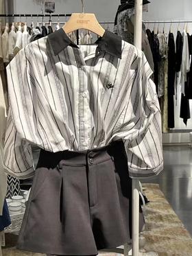 【门店同款】2023年夏季肩膀褶皱条纹短款衬衫 150585745