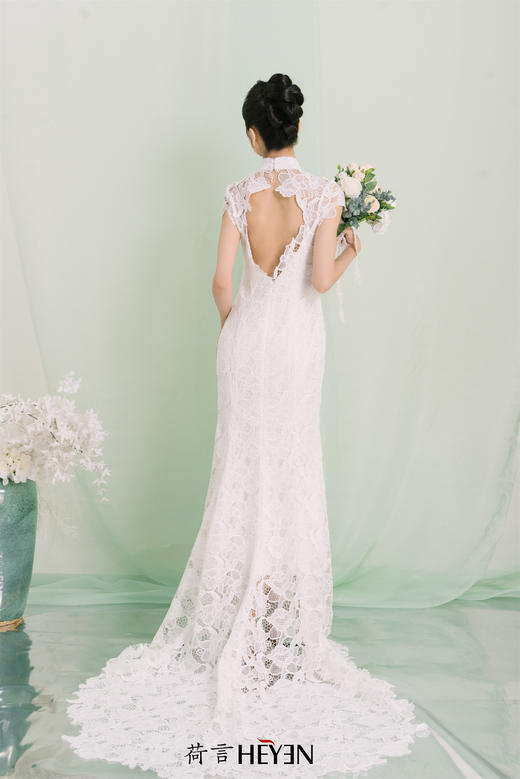 荷言HEYEN 美人如玉 白色蕾丝手工长拖尾新娘旗袍高级定制 商品图4