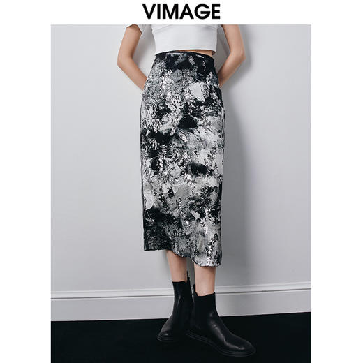 VIMAGE纬漫纪秋季新款高腰复古印花开叉半身裙V2006602 商品图0