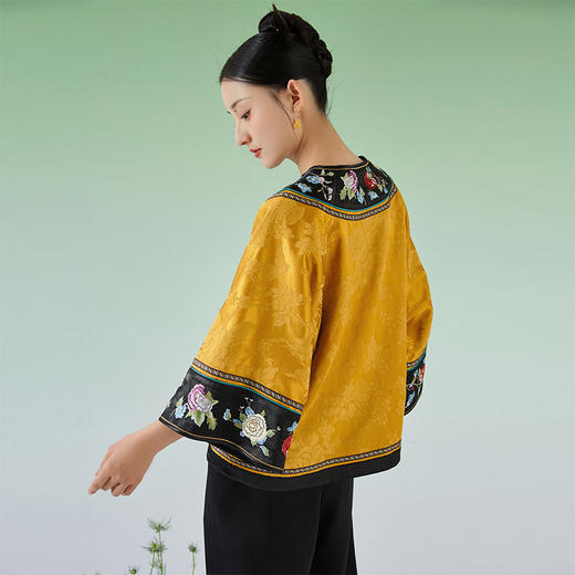 春夏女装新款撞色拼接绣花国风上衣R230307 商品图2