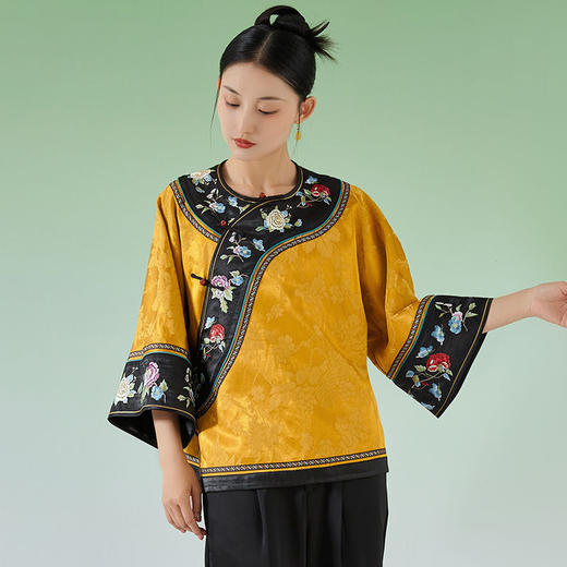 春夏女装新款撞色拼接绣花国风上衣R230307 商品图0