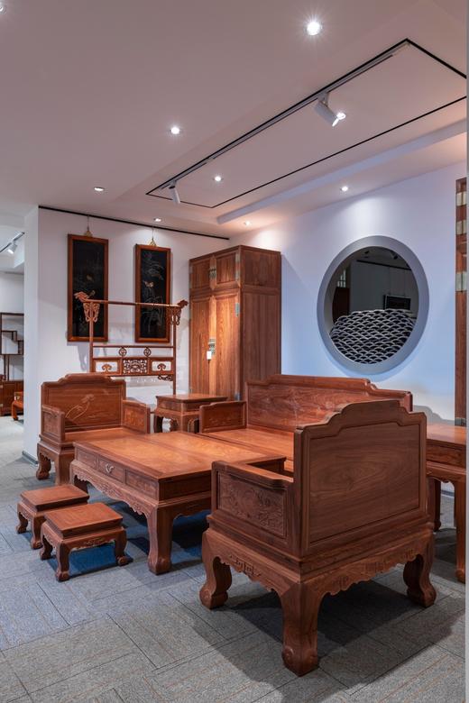 红桥红  家具严选  缅甸花梨（大果紫檀）【三弯腿荷韵沙发十三件套】 商品图1