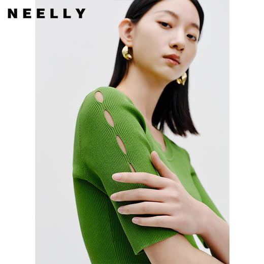 NEELLY纳俪商场同款秋季气质圆领修身针织衫女镂空短袖显瘦上衣N23072A01033 商品图2