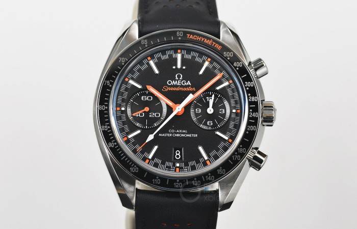 为速度而生的欧米茄赛车腕表:OM厂欧米茄超霸系列329.32.44.51复刻版