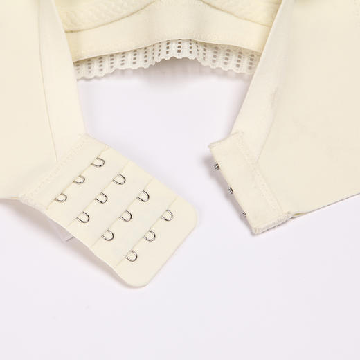 都市丽人自然舒适A杯适穿蕾丝内衣加加厚款3/4杯常规文胸无钢圈三排扣LB35M3 商品图6