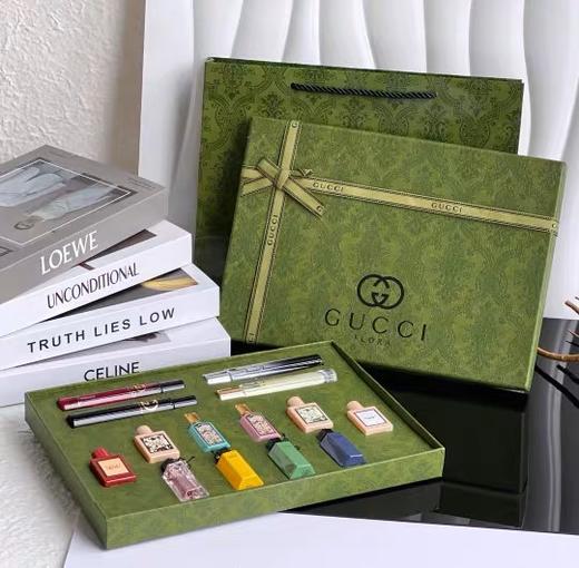 【全球购 · 香港直邮】「古驰美版全家福香水10+4套装」古驰香水小样套装体验装  现货开抢 商品图2