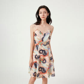 仙境繁花亮片吊带修身连衣裙