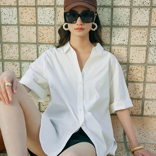 53501  IN AND ON 夏季新款棉麻气质廓形中袖衬衫显瘦休闲时尚百搭上衣女 商品图2