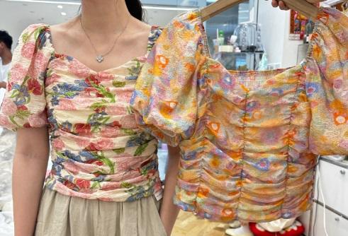 【门店同款】夏季抽象油画褶皱上衣 153463727 商品图0