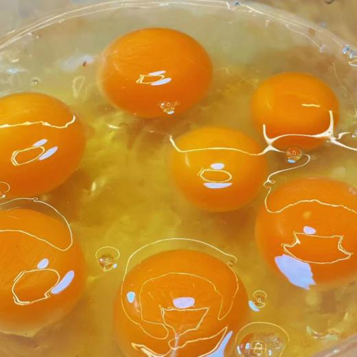【土家高山散养黑土鸡蛋】| 蛋香醇正，鲜香无腥，蛋白Q弹，蛋黄软糯绵密 商品图1