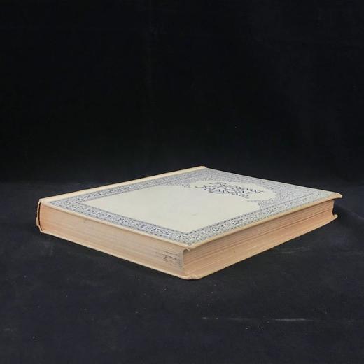 1909年 鲁拜集 吉尔伯特16幅彩色插图 布面精装16开 商品图1