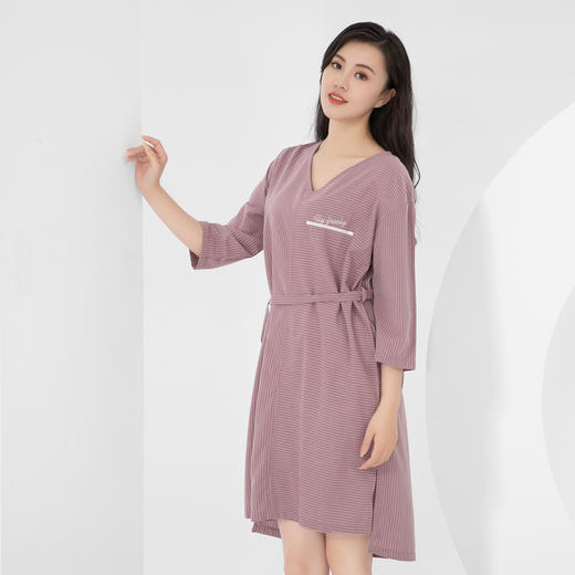 爱帝女式七分袖条纹显瘦V领连衣裙 商品图1