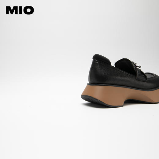 MIO米奥春季松糕鞋厚底拼色单鞋精致花朵饰扣英伦风乐福鞋女鞋M234530623 商品图4