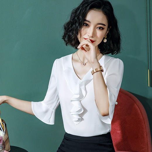 时尚百搭，荷叶边v领中袖上衣薄职业装喇叭袖白色衬衣雪纺衬衫XZ-YJE0565 商品图6
