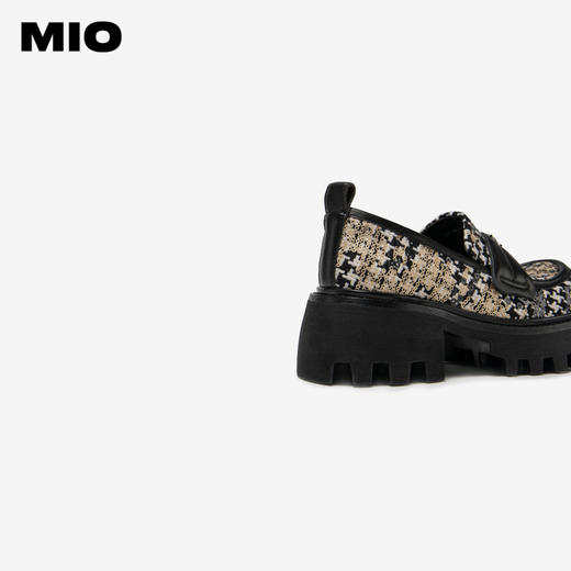 MIO米奥圆头厚底千鸟格松糕单鞋小香风时髦学院风高跟乐福鞋女鞋M234431310 商品图4