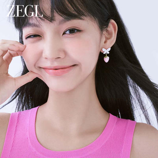 ZEGL设计师草莓小彩串蝴蝶耳环女小众设计感耳钉2023新款银针耳饰 商品图8