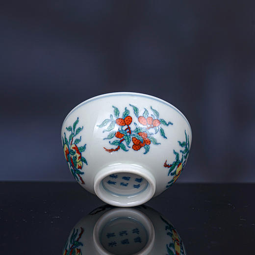 青花斗彩五果蹲式杯 商品图3