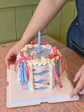 洛丽塔 复古裱花蝴蝶结丝带蛋糕