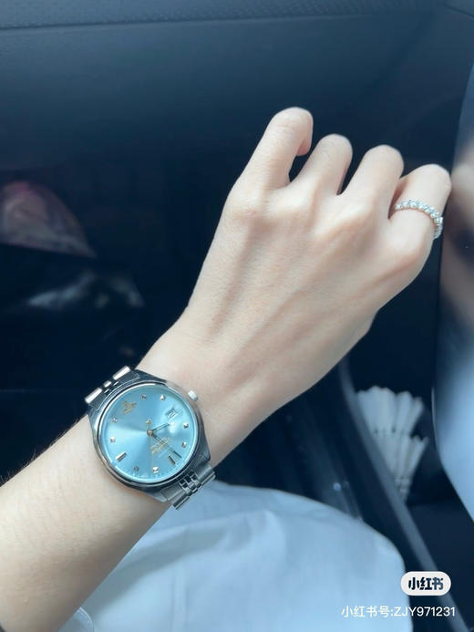 薇薇安西太后手表绝美碎冰蓝 商品图0