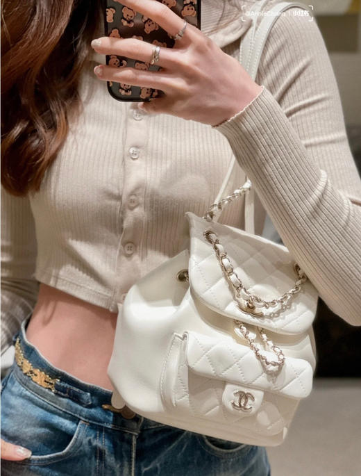 漆皮香家原单22c duma双肩包 商品图3