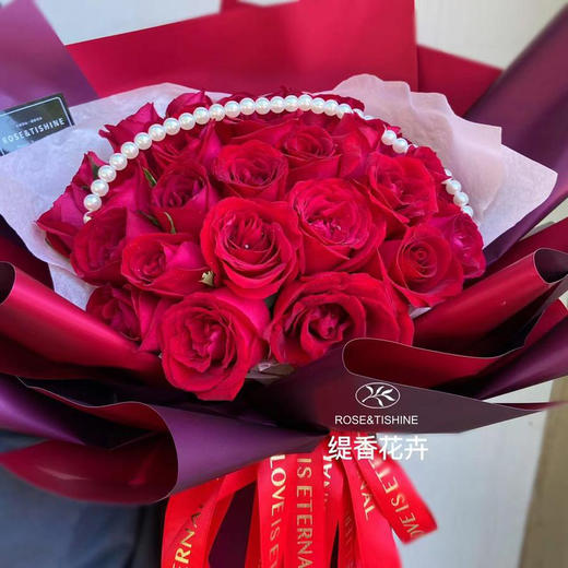 【倾心】33朵精品红玫瑰高端花束 商品图2