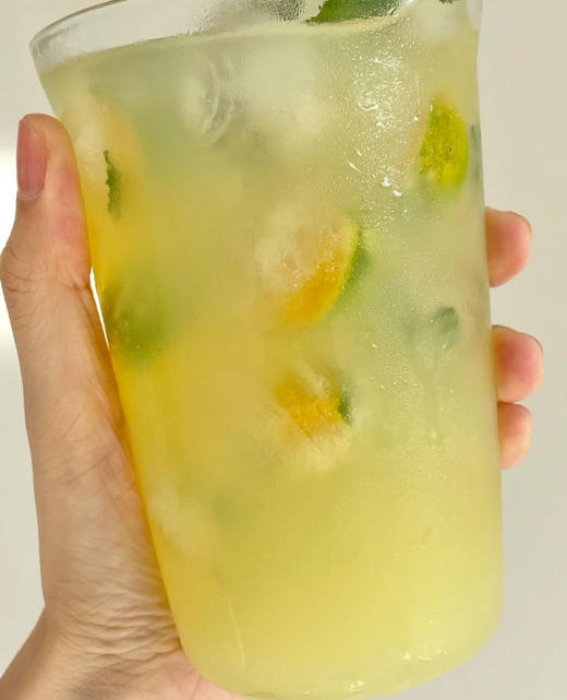 周三配送！新鲜小青柠，手打柠檬用的就是这个，雪碧加小青柠，夏日清爽小饮料！一份一斤 商品图3