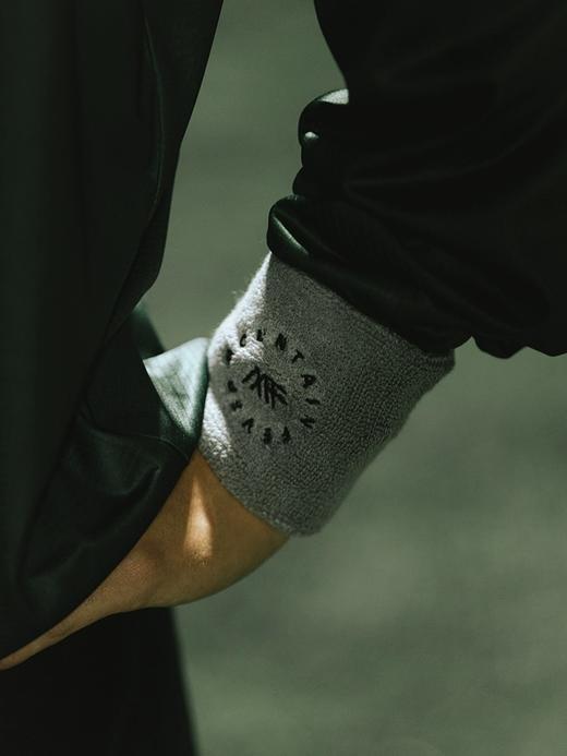 MOUTAINFEVER高山热 LOGO刺绣吸汗毛巾运动护腕 商品图3