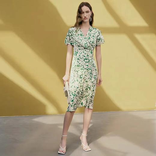 4F 爱特爱 连衣裙 商品图0