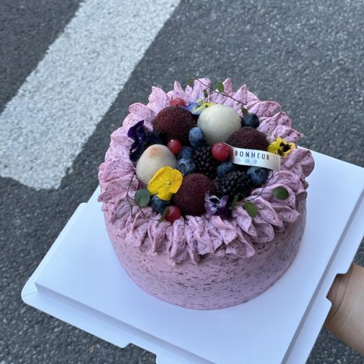 杨梅鲜奶 · 奶油蛋糕 商品图1