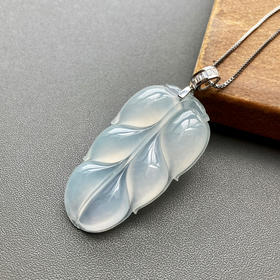 冰种厚庄翡翠大叶子