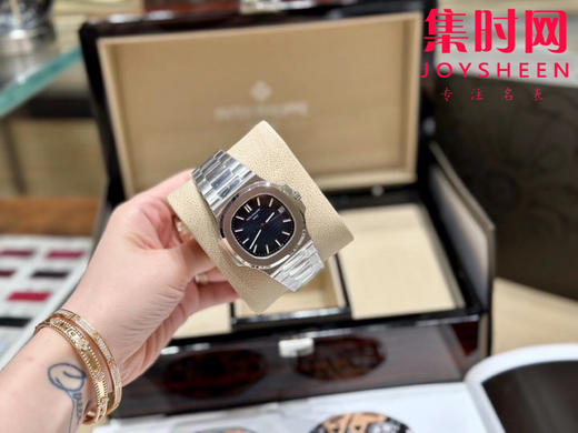 PP百达翡丽鹦鹉螺系列 v4升级版 超薄男士机械腕表5711 商品图3