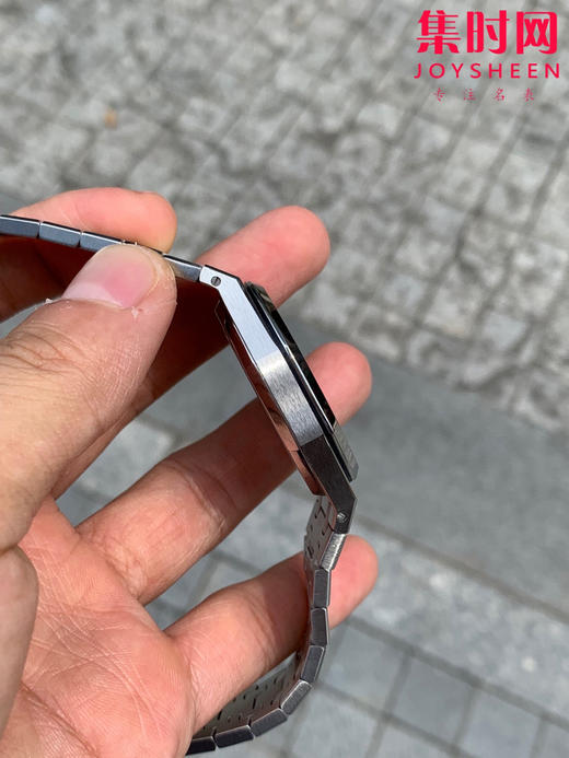 钛合金版本 ZF爱彼皇家橡树系列15202IP烟熏蓝珠光面 皇家橡树15202钛壳 超轻！男士腕表 表径39mm 小手腕福音 商品图2