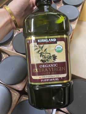 Kirkland 有机橄榄油2升，美国🇺🇸直邮特价288元🉐包税包邮到手了！美国代购，无中文标签，介意慎拍 M