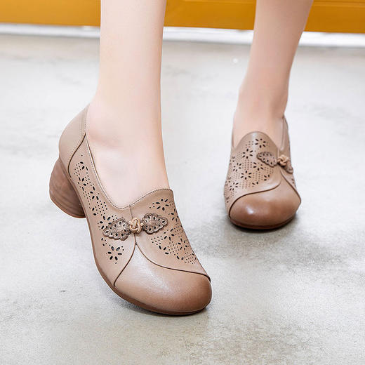 夏新款中老年，护脚妈妈鞋防滑健步女鞋WZ2359 商品图6