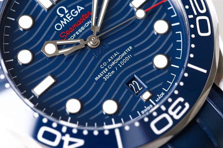 VS厂欧米茄海马300米潜水表首发详解