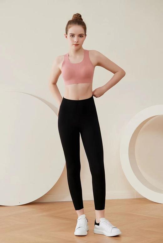 猫太特价--无痕一片式运动内衣，跑步，瑜伽高强度健身无钢圈内衣 不退换（买2减30元） 商品图5