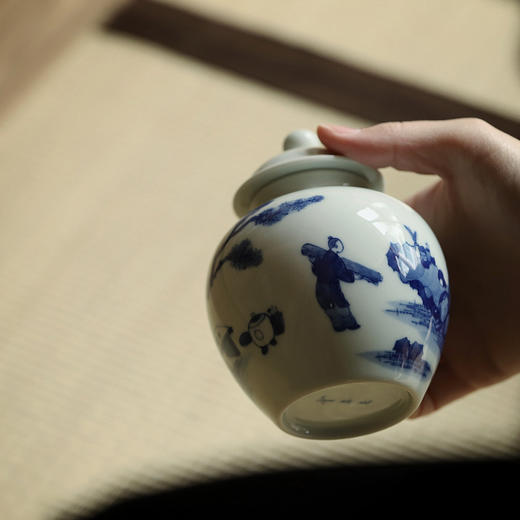 景德镇云木在青花抱琴来茶仓/0245 手绘陶瓷茶叶罐小储存罐 商品图1