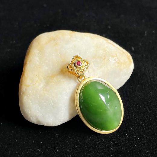 碧玉吊坠--猫眼镂空四叶草 商品图0