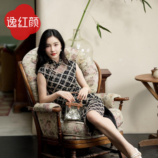 逸红颜女夏2025新款晗香立体绣花格子改良年轻款日常旗袍礼服裙 商品图1